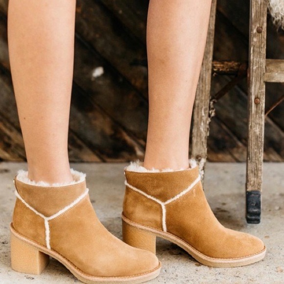 NEW!! UGG Kasen II Chestnut Pull on Heeled Ankle Booties - Picture 8 of 8